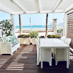 https://casa-sulla-spiaggia-castellammare-del-golfo.sicilyhotelsitaly.net